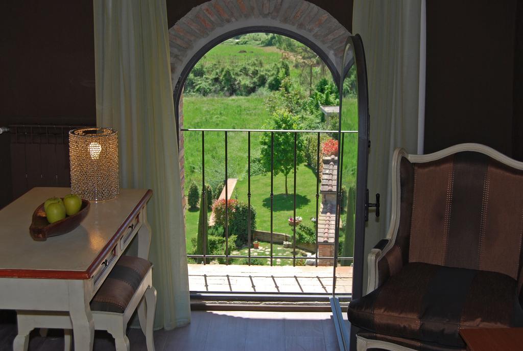 Molino Di Foci Guest House San Gimignano Phòng bức ảnh